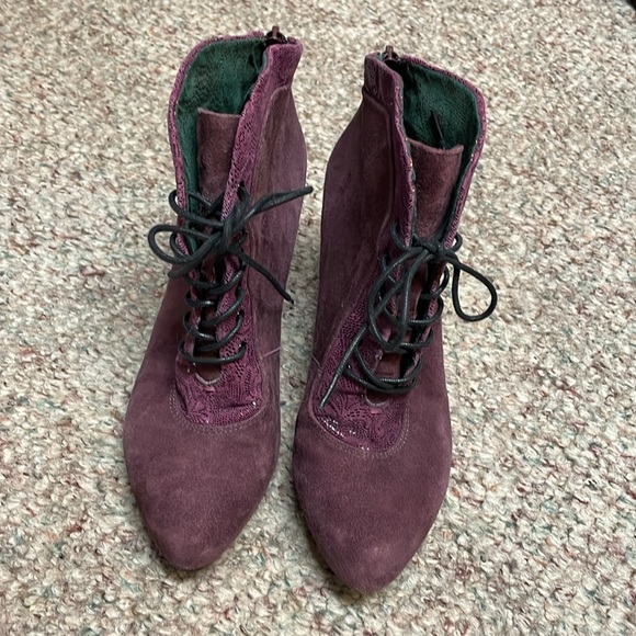 Poetic license booties - Picture 2 of 9